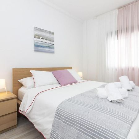 Homeforguest Amplio Apartamento En El Centro De Santa Cruz Esterno foto