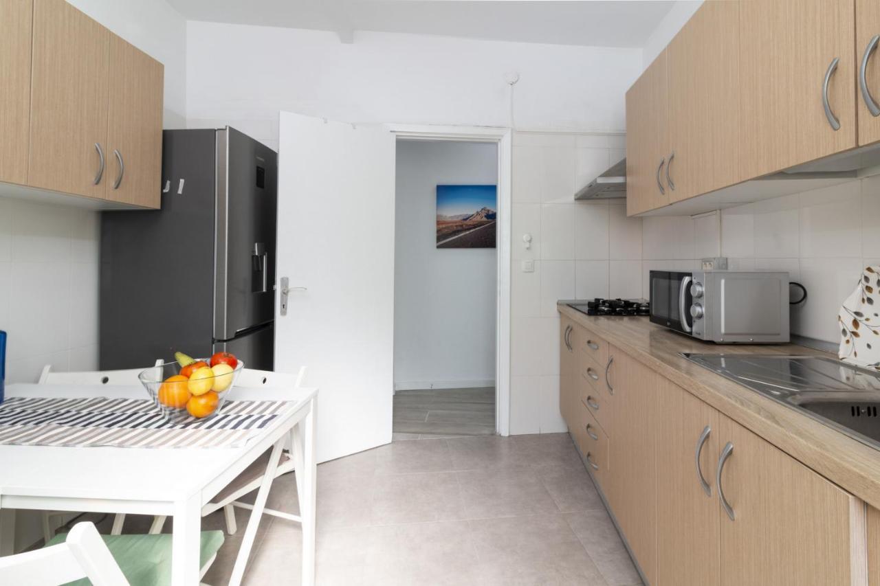 Homeforguest Amplio Apartamento En El Centro De Santa Cruz Esterno foto