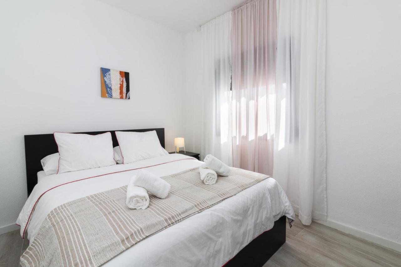 Homeforguest Amplio Apartamento En El Centro De Santa Cruz Esterno foto