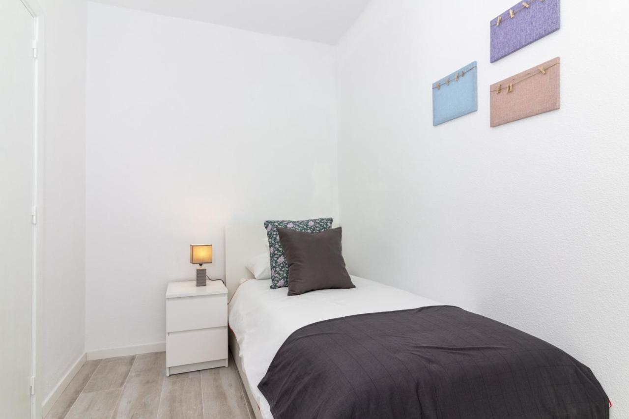 Homeforguest Amplio Apartamento En El Centro De Santa Cruz Esterno foto