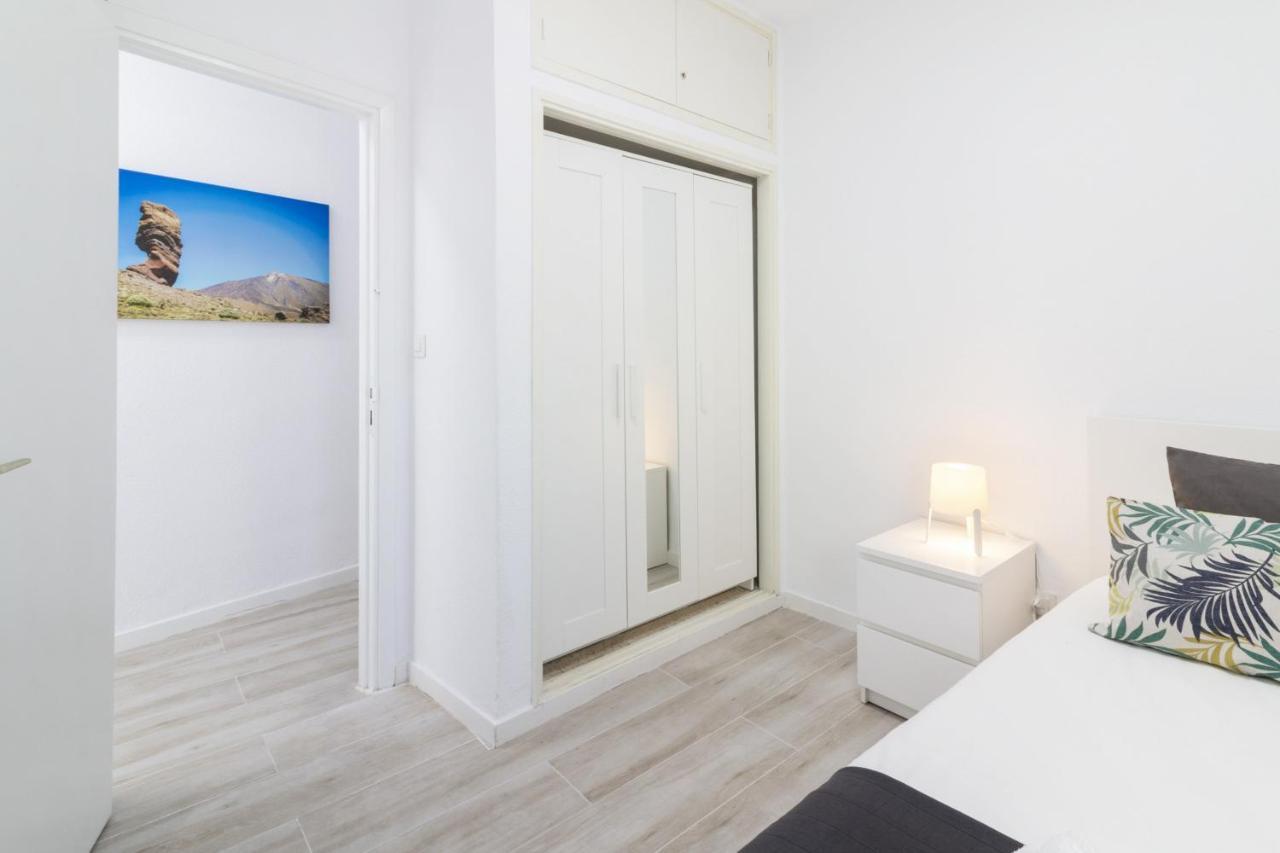 Homeforguest Amplio Apartamento En El Centro De Santa Cruz Esterno foto